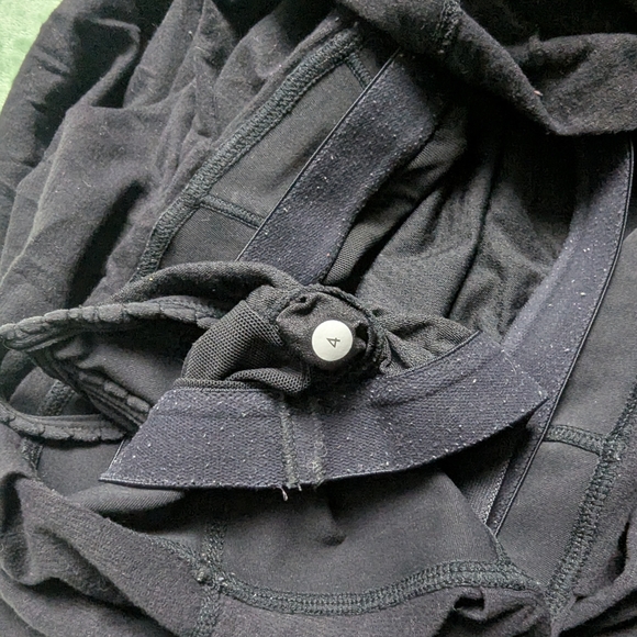 Lululemon Debut Tank 4 - Picture 6 of 7